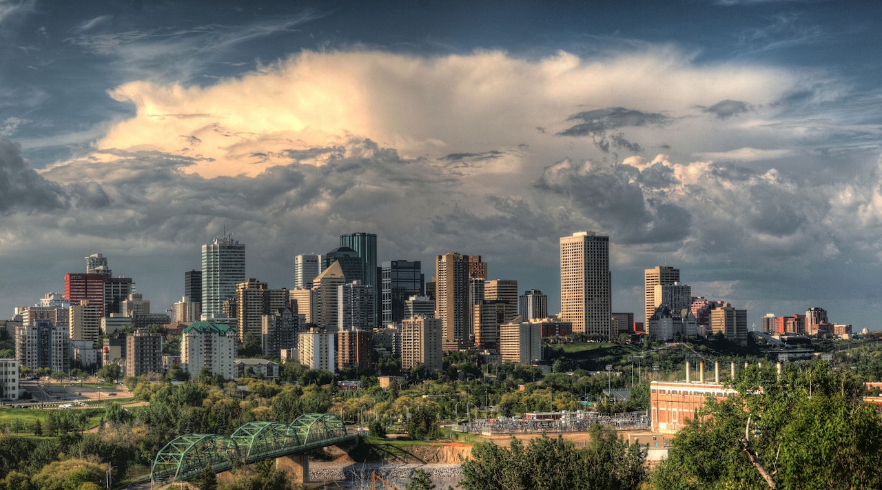 Looking for Affordable Renting Options in Calgary and Edmonton?